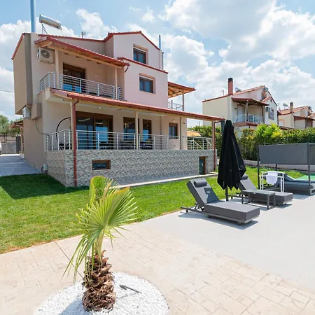 Villa Oasis By Pro - Nea Halkidiki *